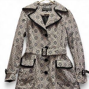 Steve Madden girls size large trench coat with geometric floral pattern